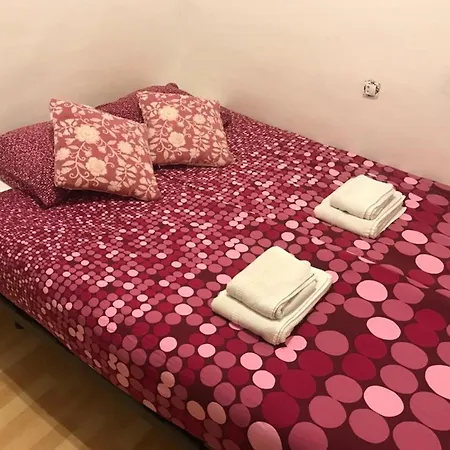 Apartamento Rustic 2 Bedroom Poble Sec *